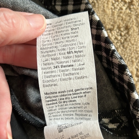 NWT SPANX Black and White Plaid Mini Wrap Ponte Skirt Skort Sz M - Picture 6 of 9